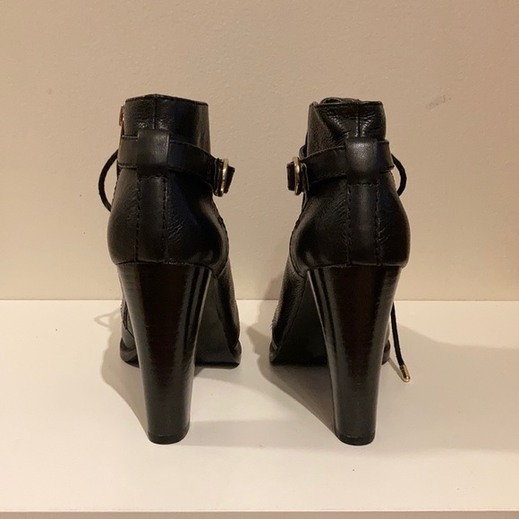 Banana Republic leather Boots - Picture 4 of 8